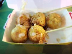 -六合夜市