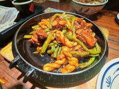 铁锅排骨豆角焖卷子-百花人家(门城水岸店)