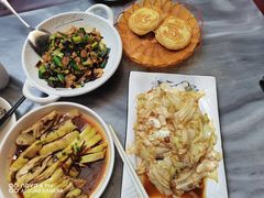 -蔼若春.传承三十年云南菜(金碧公园店)