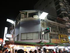 -六合夜市