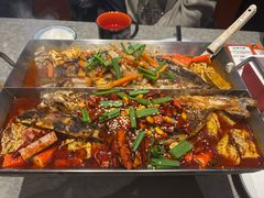 浓情酱香味烤鱼-鸣记脆皮烤鱼·海鲜烤鱼(马栏店)