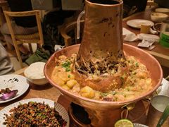土司铜锅油焖鸡-浩海火烧云傣家菜(京广店)