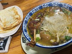 -叶新小吃店(来凤小区总店)
