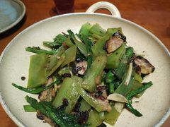 老腊肉炒青笋-辣不二地道川菜(汉水路店)