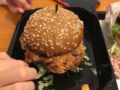 -The Habit Burger Grill 哈比特汉堡(复兴soho店)