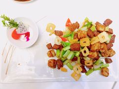 鹅肝牛肉粒-广州塔晖粤轩中餐厅