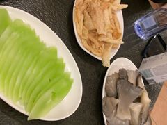 青笋-湘肠香火锅店(团结湖店)