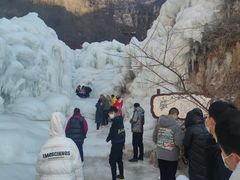 -大平台龙居瀑布旅游区