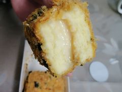 拉丝肉松小贝-BONBON BAKERY