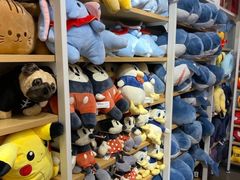 -名创优品(机场路百信广场店)
