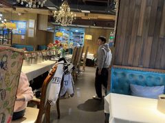 -领鲜活海鲜榴莲自助火锅(东门店)