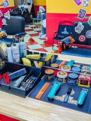 -Devilhands Barbershop男士理容店