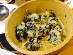 手抓饭团-Myth猪蹄(明洞店)