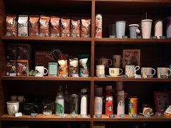 零售区-星巴克臻选(深圳华强北茂业店)