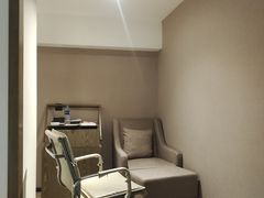 -曼谷一号酒店(深圳龙华大浪商业中心店)