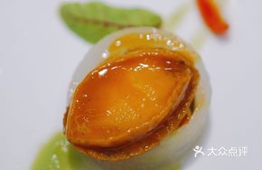 Braised Abalone with White Mushrooms