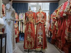 -洋洋婚纱品牌集合店