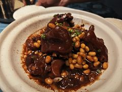 黄豆闷猪蹄-野马国际·大汉食府