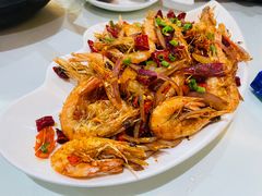 -覃记海鲜美食餐厅