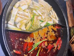-重庆故事姊妹老火锅(财经学院店)
