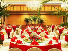 -月亮河温泉度假酒店