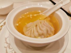 -上海虹桥君丽假日酒店(娄山关路地铁站店)