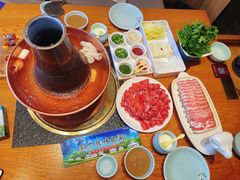 -额尔敦传统涮.冰煮羊火锅(乌兰察布体育场店)
