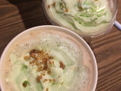 圣诞松子白巧克力风味摩卡-星巴克(广州中华广场B1层店)
