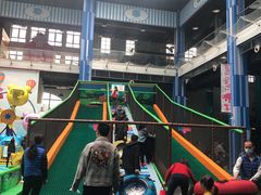 -蒙特利亲子乐园