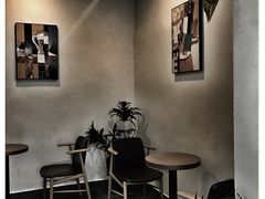 -WOW coffee