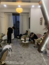 -V8潮牌·接发烫染连锁