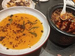 -万重锦·人文川菜馆(骡马市店)