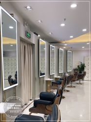 点击看大图 -八佰伴8008星级形象店