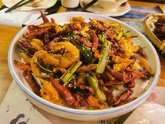 巴东香辣虾-胡桃里音乐酒馆(白云五号T5 MALL店)