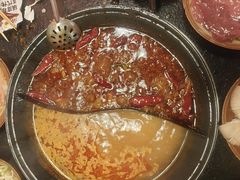 -渝井巷重庆老火锅(沈阳吉祥店)