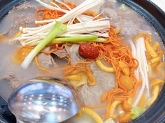 -九寨沟特色牦牛肉汤锅