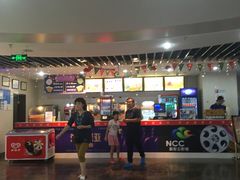 -天幕新彩云国际影城(激光巨幕店)