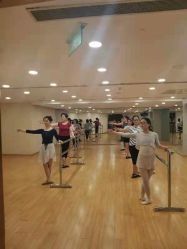 -白珂舞蹈教室