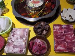 -周幺妹重庆老火锅(银泰城总店)