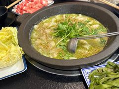 -灶知轩湘西石锅鱼(万佳广场店)