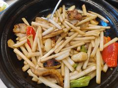 -蚝美人·生蚝海鲜烧烤(茶花园店)