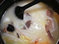 老妈经典过桥米线-老妈米线(港龙店)