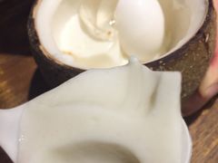 -椰爺爺·椰子冻砵仔糕