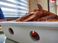 -依江春水烤鸭店