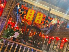 -鱼满舱·鲜活海鲜·正宗鲁菜