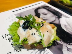 -ZING COFFEE 镜咖啡