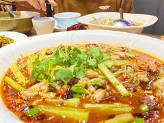 -自贡盐帮菜·玩辣餐厅(樱花园西街店)