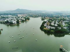 -美林湖温泉别墅度假村