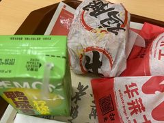 -华莱士·全鸡汉堡(湛江新华店)