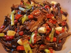 -八府香鸭·啫啫煲(华山路店)